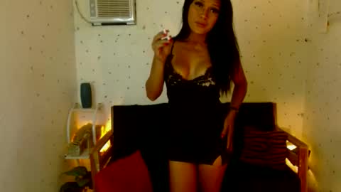 Snapshot of maturity_mommy_intown chatting on 10/06/25, 10:18 maturity_mommy_intown online show from 10/06/25, 10:18