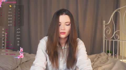 Lily online show from 02/06/25, 04:14