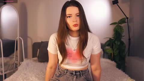 Lily online show from 02/16/25, 03:48