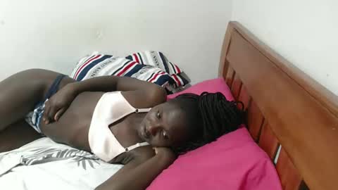 moh online show from 09/26/25, 09:35