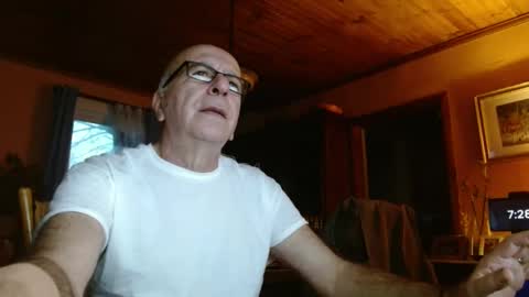 Maurice online show from 12/16/24, 12:27