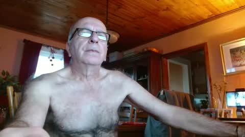 Maurice online show from 12/17/24, 12:54