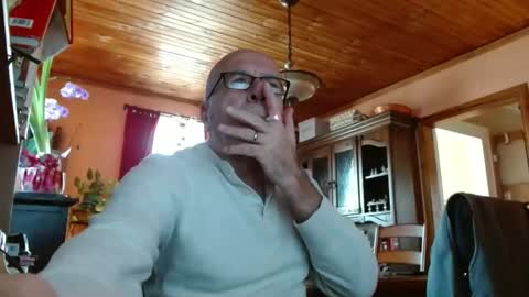 Maurice online show from 01/20/25, 03:50