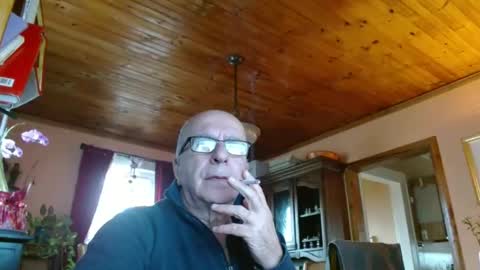 Maurice online show from 01/31/25, 03:33