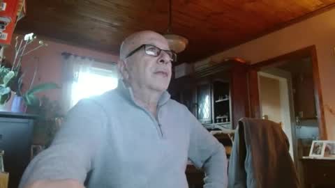 Maurice online show from 12/19/25, 09:00