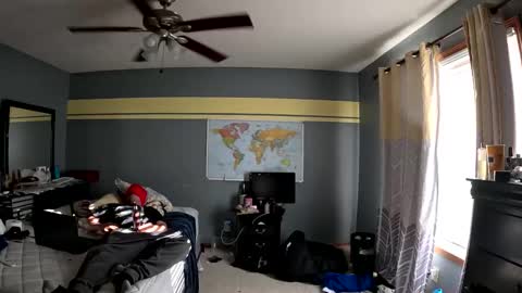 Snapshot of mauricescott chatting on 11/03/25, 08:54 mauricescott online show from 11/03/25, 08:54