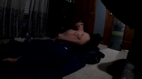 Snapshot of mauricescott chatting on 12/23/25, 07:50 mauricescott online show from 12/23/25, 07:50