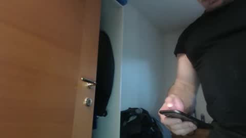 Snapshot of mauro1971 chatting on 11/14/25, 08:02 mauro1971 online show from 11/14/25, 08:02