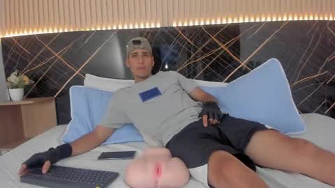 mauro_boy online show from 05/30/26, 08:28