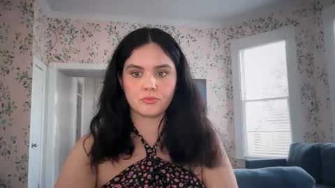 Snapshot of mauve_apple chatting on 02/13/26, 08:38 Apple online show from 02/13/26, 08:38