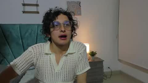 Snapshot of maverick_angel chatting on 02/03/26, 04:01 Maverick online show from 02/03/26, 04:01