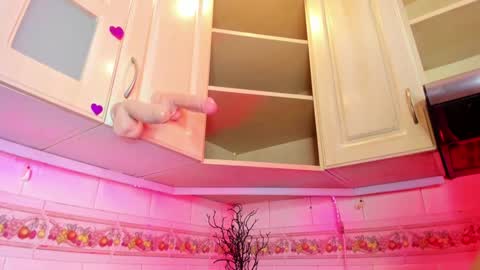 Mavy  online show from 12/12/24, 05:48