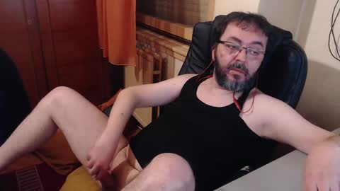 Max online show from 01/12/25, 04:18