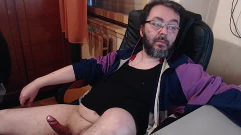 Max online show from 01/19/25, 03:21