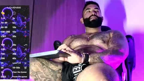 max__prada online show from 10/06/25, 01:36