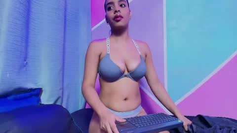 Max  Ashley online show from 04/16/26, 02:07