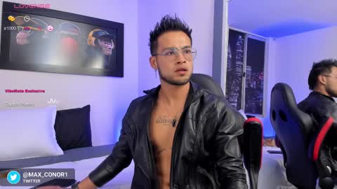 Snapshot of max_conor_ chatting on 01/31/25, 11:35 Max Conor online show from 01/31/25, 11:35