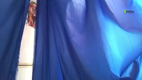 Snapshot of max_dex chatting on 03/03/25, 11:22 Maxwell online show from 03/03/25, 11:22