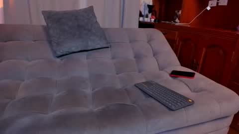 max D. online show from 01/22/25, 04:02