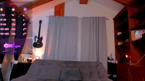 max D. online show from 02/11/25, 04:33