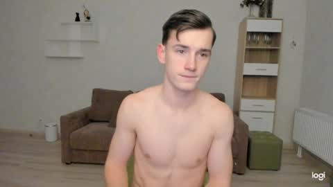 max_foks_ online show from 03/17/26, 04:54