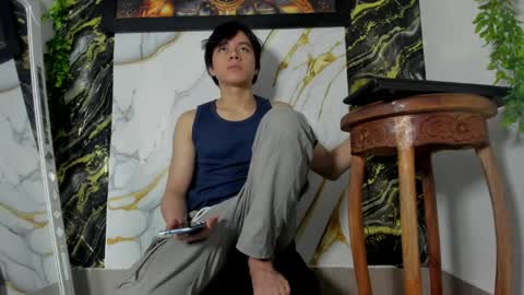 Snapshot of max_gold01 chatting on 04/06/26, 04:30 Max online show from 04/06/26, 04:30