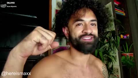 Max Follow me IGX hereismaxx online show from 01/01/25, 12:11