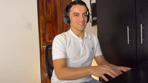 Max Lancaster online show from 12/07/24, 08:38