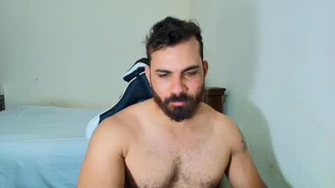 max_love25 online show from 11/17/25, 06:57