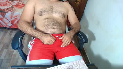 max_love25 online show from 12/04/25, 09:34