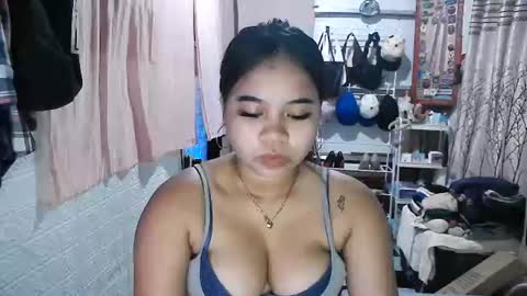 Snapshot of max_lovely123 chatting on 07/04/26, 09:37 max_lovely123 online show from 07/04/26, 09:37