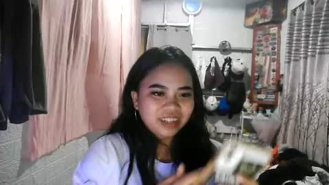 Snapshot of max_lovely123 chatting on 07/10/26, 10:18 max_lovely123 online show from 07/10/26, 10:18