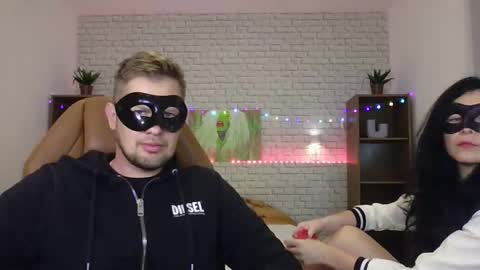 Max  Aliya online show from 09/11/25, 08:36