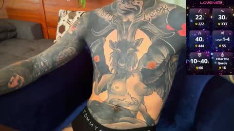 Snapshot of max_reaves chatting on 12/11/24, 01:47 online show from 12/11/24, 01:47