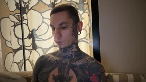 Snapshot of max_reaves chatting on 01/26/25, 09:19 online show from 01/26/25, 09:19