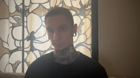 Snapshot of max_reaves chatting on 01/27/25, 11:00 online show from 01/27/25, 11:00