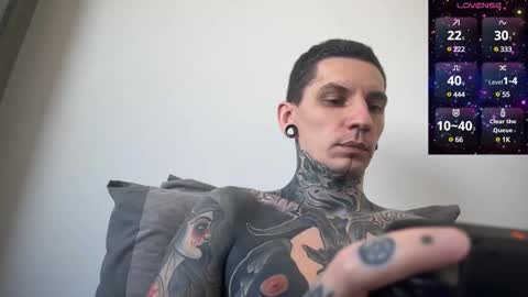 Snapshot of max_reaves chatting on 02/11/25, 11:10 online show from 02/11/25, 11:10