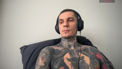 Snapshot of max_reaves chatting on 03/01/25, 10:24 online show from 03/01/25, 10:24