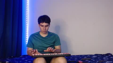 max_snow1616 online show from 02/20/26, 04:29