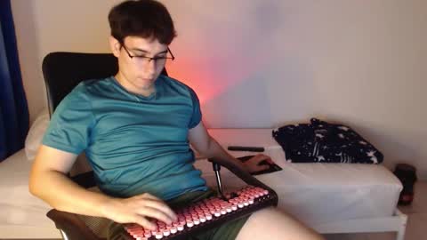 max_snow1616 online show from 03/23/26, 12:36