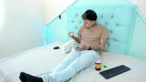 max_sstteel online show from 04/09/26, 01:16