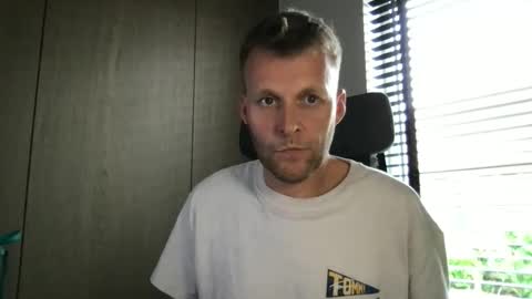 Max take off clothes online show from 05/29/26, 01:42