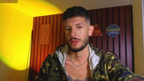 Max Taylor online show from 10/25/25, 02:08