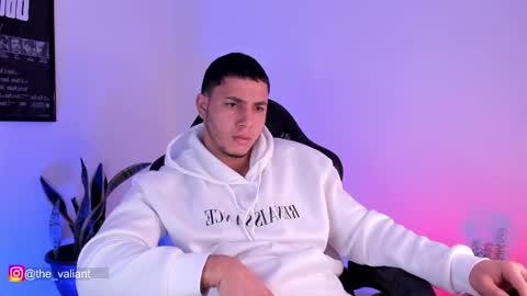 max_valiant1 online show from 03/10/26, 10:48