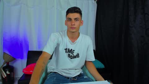 MAX     online show from 02/06/25, 07:24