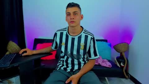 MAX     online show from 11/29/25, 04:48