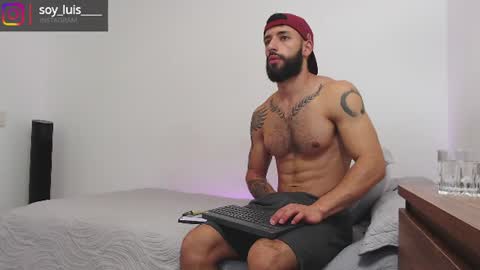 Snapshot of max_xl_ chatting on 07/20/26, 03:14 max_xl_ online show from 07/20/26, 03:14