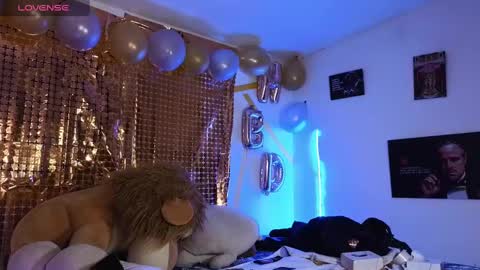 Snapshot of maxandalyn_ chatting on 01/25/25, 08:10 Max Dalyn online show from 01/25/25, 08:10