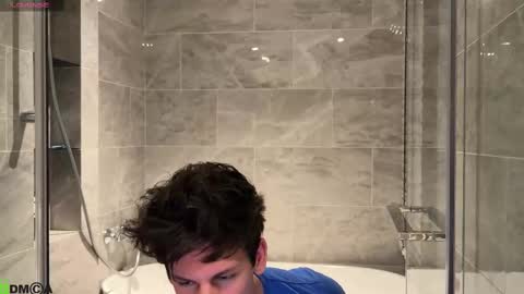 Max online show from 10/09/25, 08:07