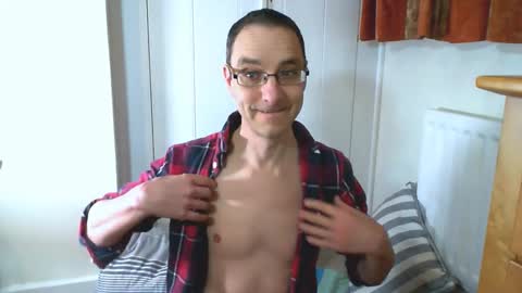 Max Davies online show from 03/15/26, 02:56